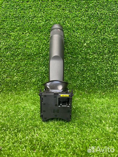 Переключатель поворотов Opel Astra J GTC 2012