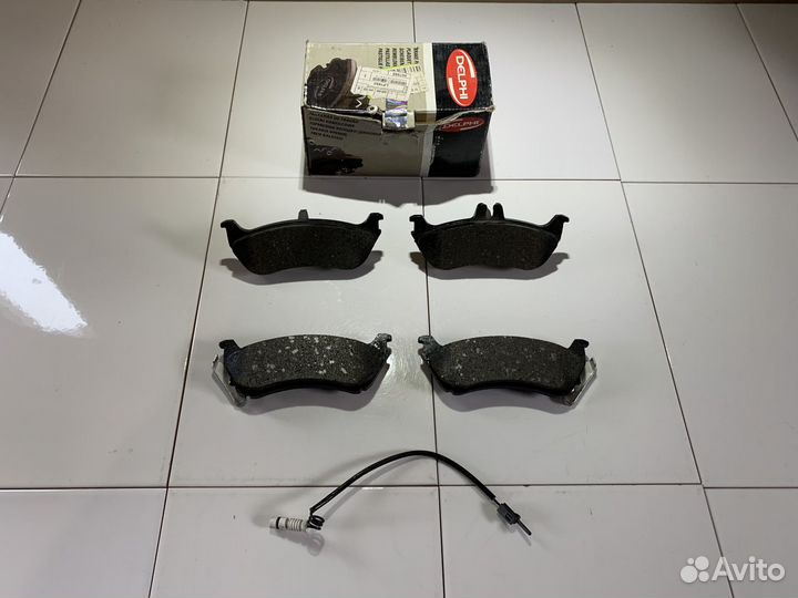 Колодки тормозные задние Mercedes W163 97-05 Новые