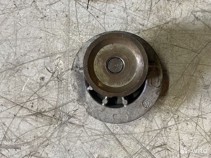 Помпа водяная Opel Vectra B