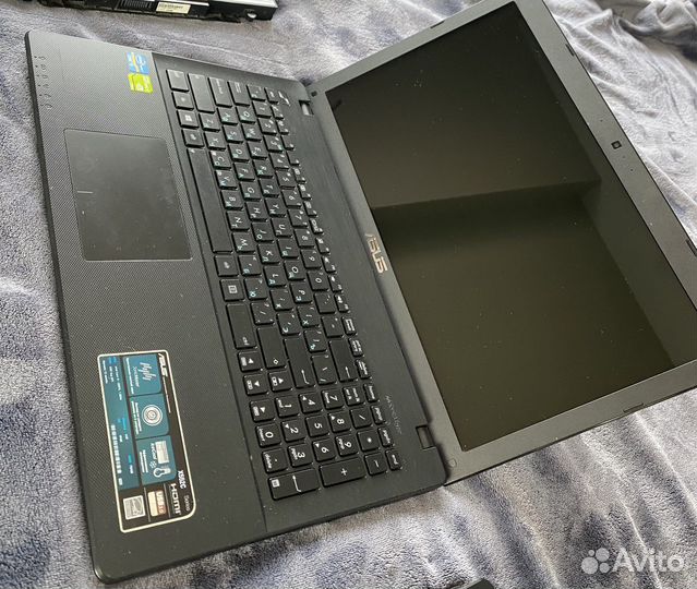 Ноутбук asus