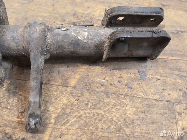 Амортизатор передний левый LADA Granta 2011-2018