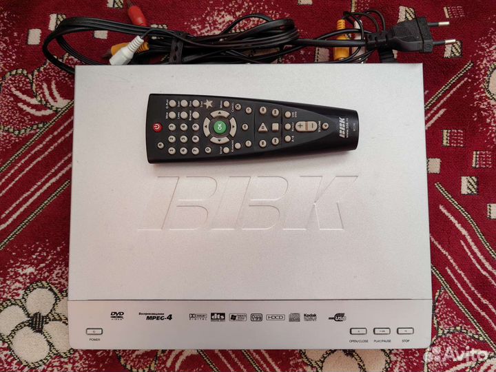 DVD плейер BBK