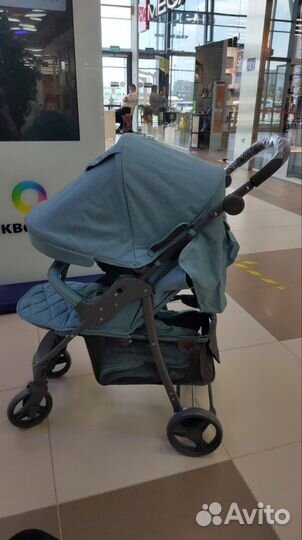 Прогулочная коляска