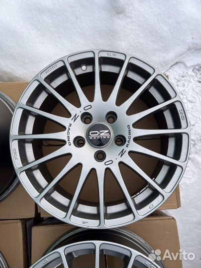 Диски R17 OZ Racing superturismo GT
