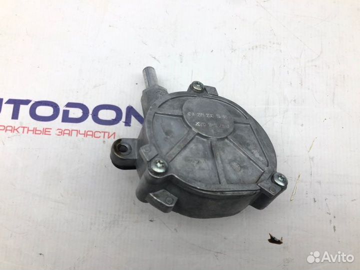 Насос вакуумный Mercedes C-Class W204 М271/860/1.8