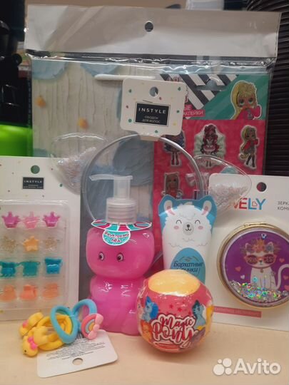 Набор косметики для девочки в подарок