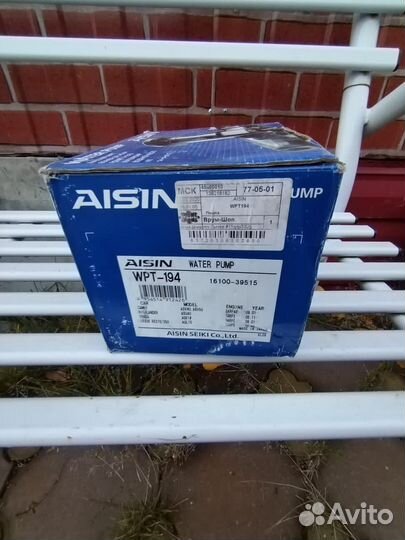 Помпа тойота венза