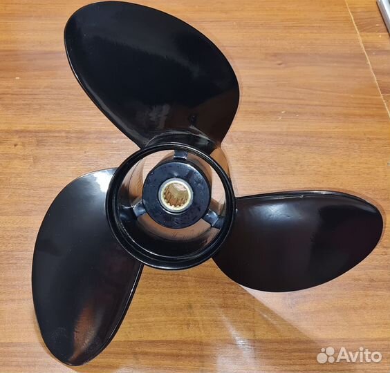 Винт Suzuki DF150-DF300 (3x16x21-1/2)