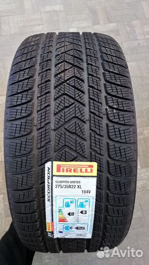 Pirelli Scorpion Winter 275/35 R22 104V