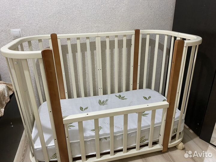 Кроватка детская