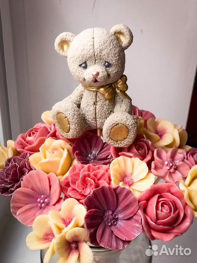 Букет шоколадный с мишкой маме девушке