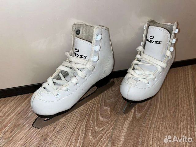 Коньки фигурные 27 размер