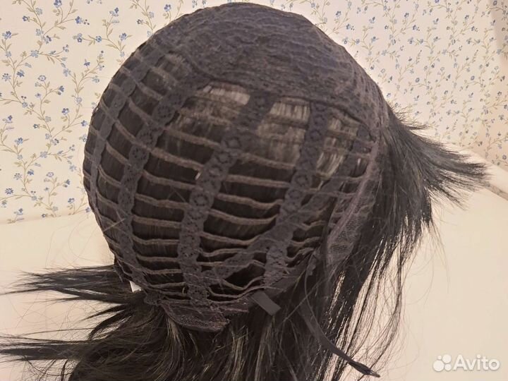 Парик черный с челкой