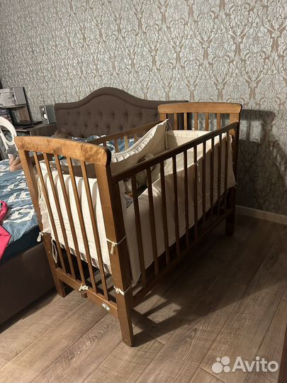Детская кроватка