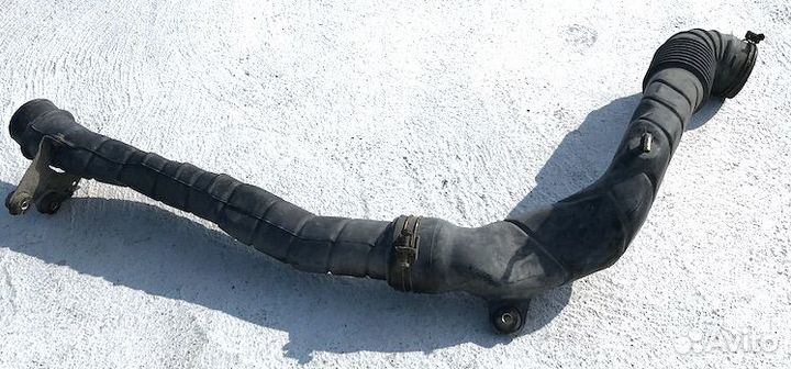 Тойота Превия Патрубок