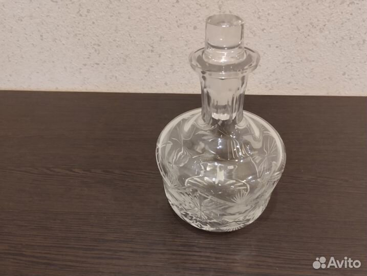 Графин хрустальный