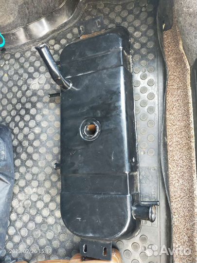 Расширительный бачок маз