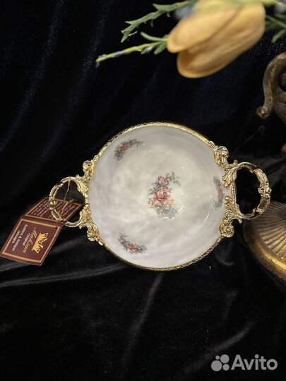 Блюдо салатник на ножках