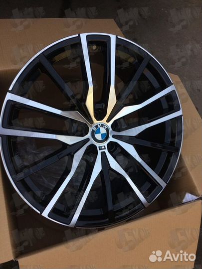 Новые литые диски на BMW X5 R21