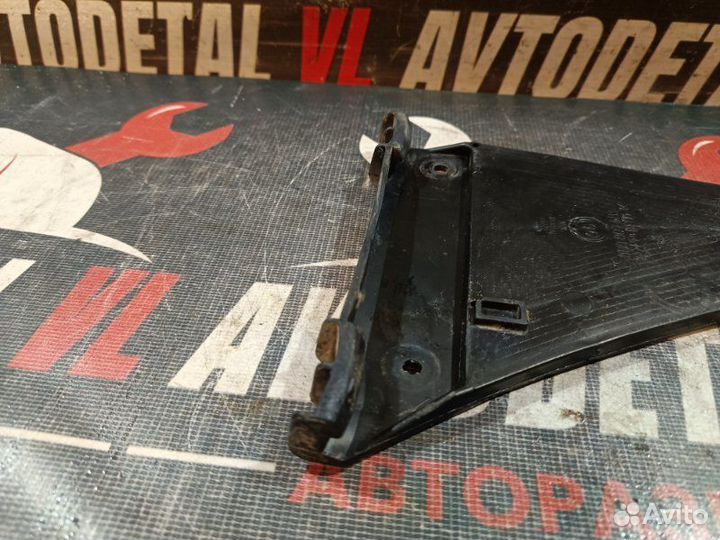 Кронштейн бампера задний левый Audi A4 B5