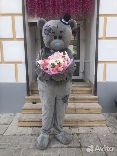 Поздравление от мишки, ростовая кукла