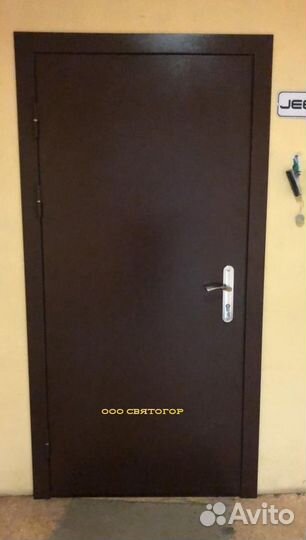 Противопожарные двери с установкой