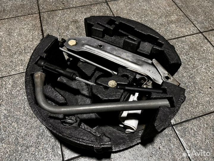 Набор инструментов Audi A6 С5 2.4BDV 2002