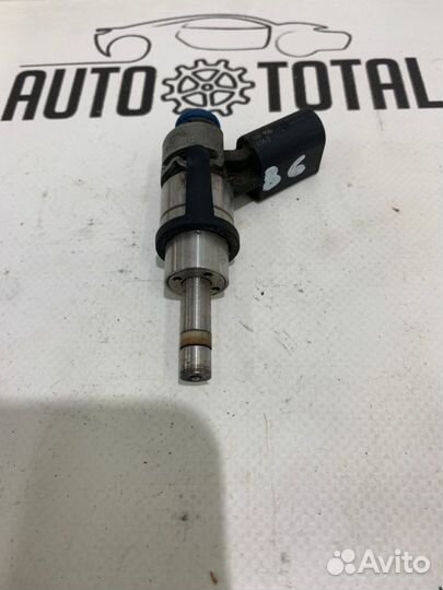 Форсунка топливная Volkswagen Passat B6 BVZ/BVY