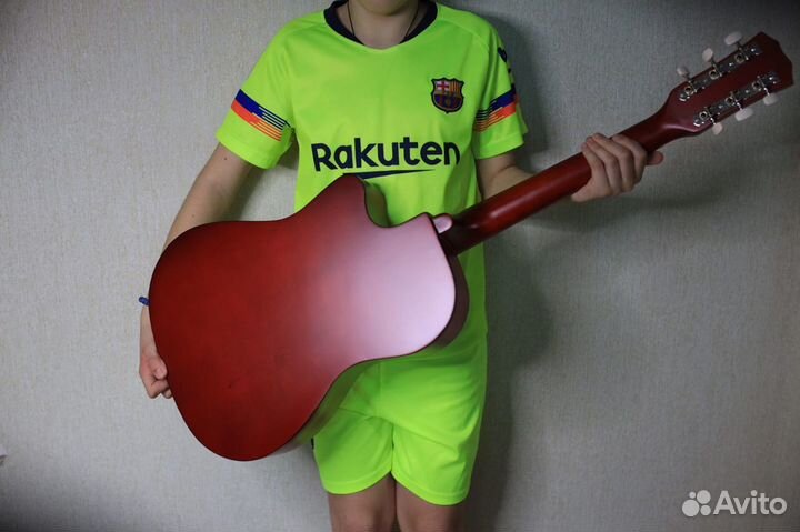 Новая акустическая гитара Belucci