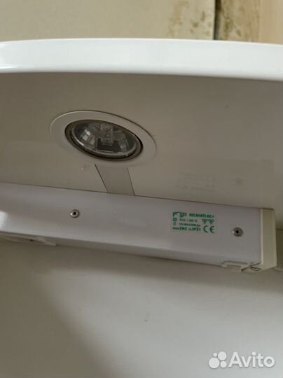 Полка для ванной с зеркалом торг