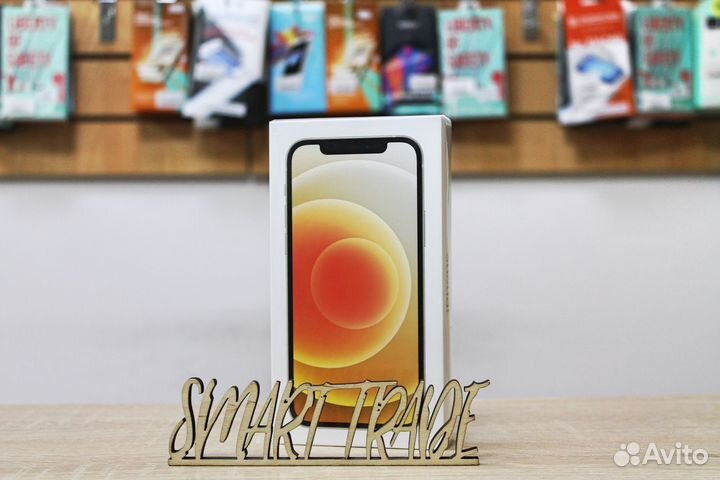 iPhone 12, 64 ГБ