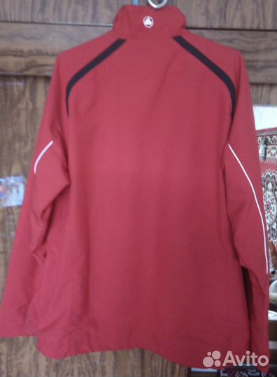 Спортивная кофта