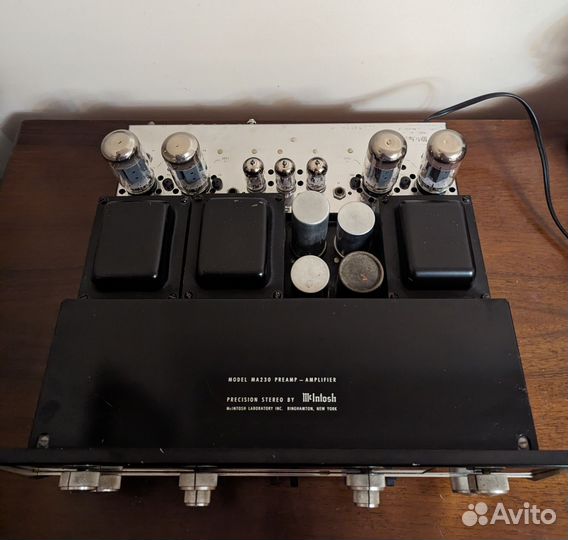 Усилитель McIntosh MA230
