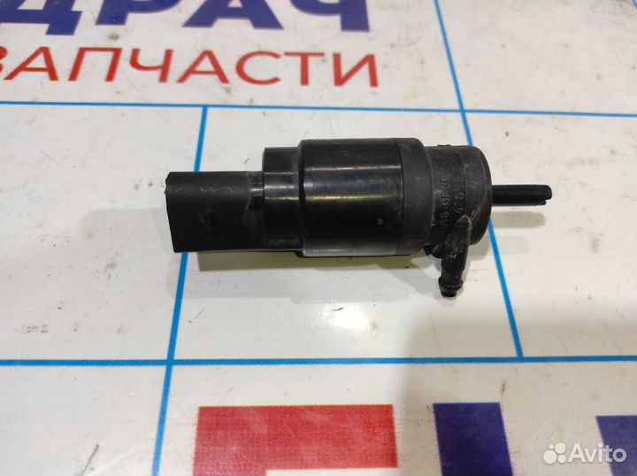 Насос омывателя лобового стекла Volkswagen Jetta