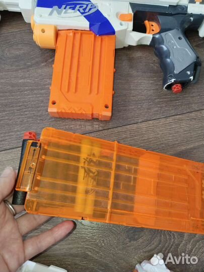 Nerf бластер. Комплект из 3-х игрушек