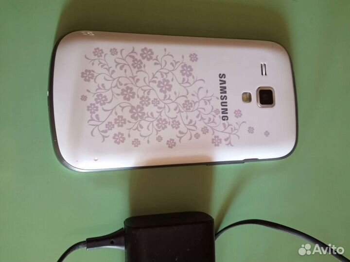 Samsung Galaxy S Duos GT-S7562, 4 ГБ