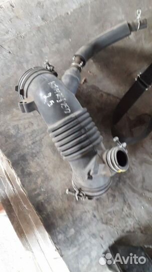 Toyota Camry v 50 патрубок воздухозаборника