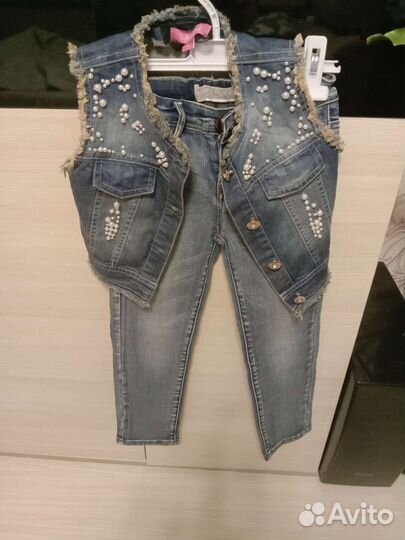 Жилет и джинсы для девочки