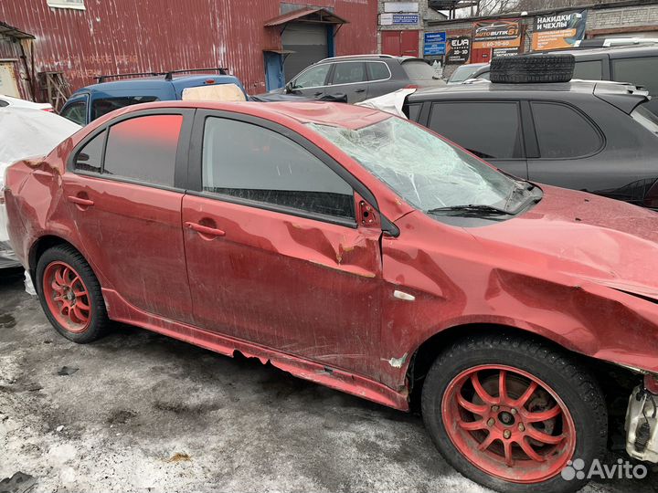 Mitsubishi Lancer 1.5 МТ, 2011, битый, 132 705 км