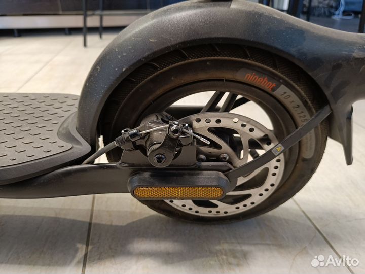 Электросамокат Ninebot kickscooter F25E