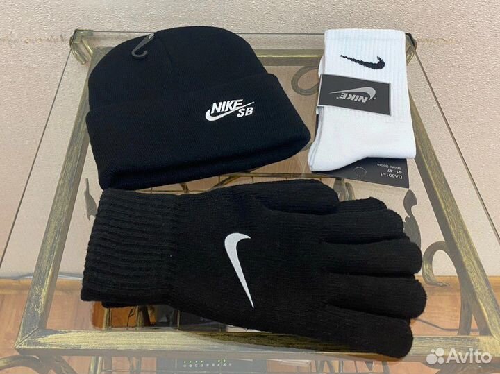 Набор Шапка и перчатки найки