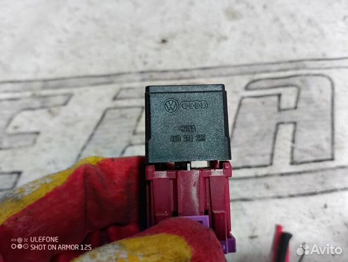 Реле Audi A4 Allroad B8 2.0 CDN 2010