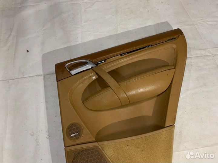 Обшивка двери задняя правая Porsche Cayenne 955