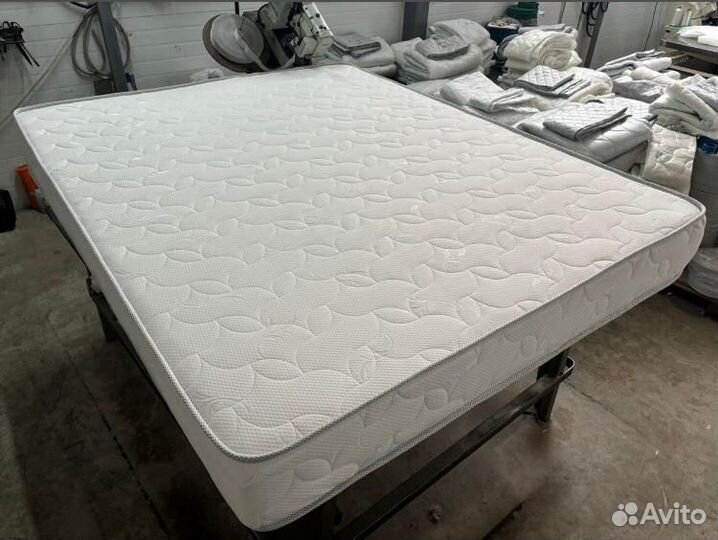 Двуспальный матрас 200х200