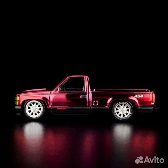 Hot Wheels RLC 1990 Chevy 454 SS модель 1:64