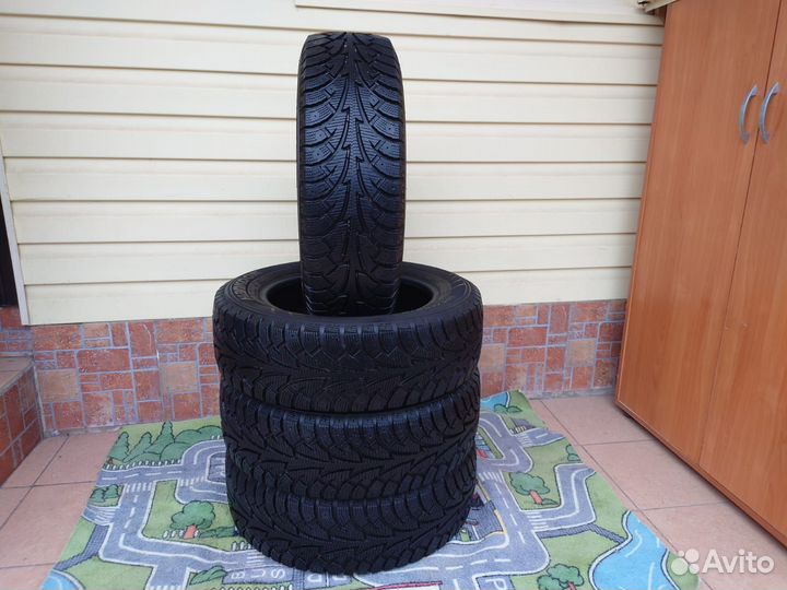 Hankook Winter I'Pike W409 185/65 R15 88T