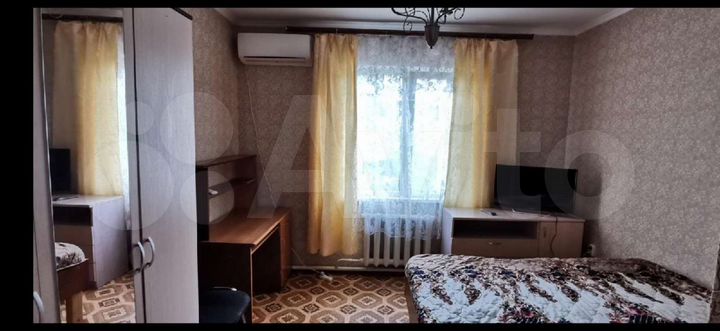 Комната 10 м² в 3-к., 2/3 эт.