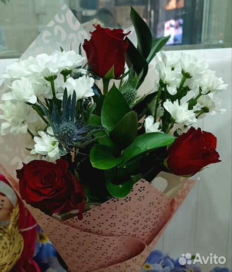 Живые цветы и букеты