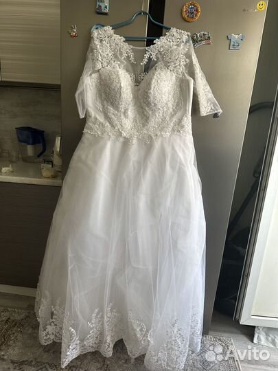Свадебно платье 50-52