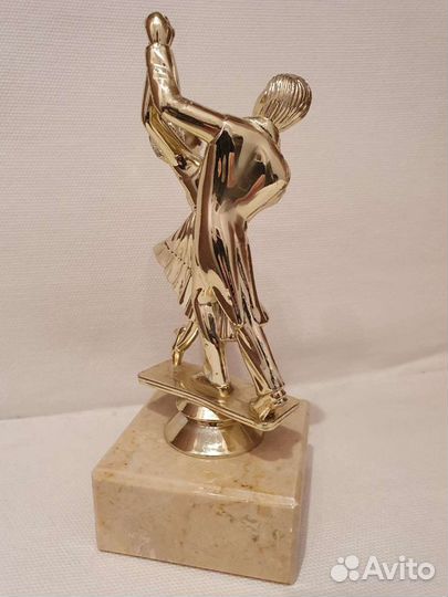 Статуэтка награждения за I место